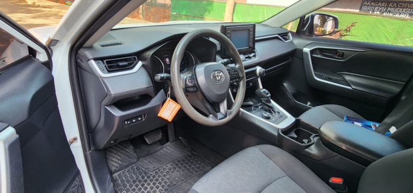 toyota-rav4-big-0