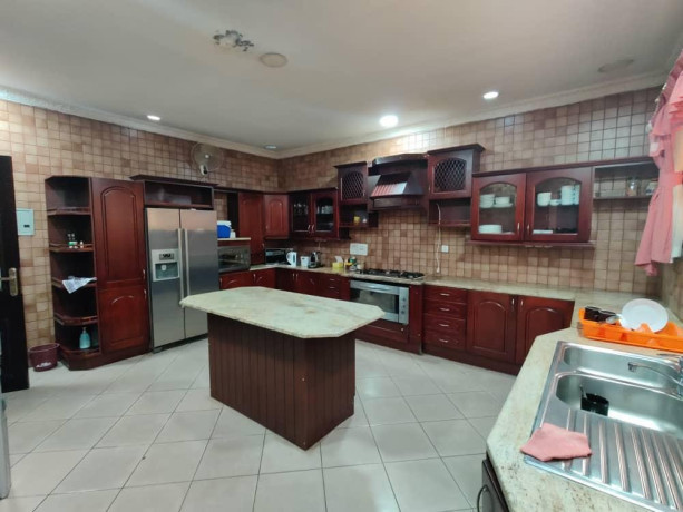 nyarutarama-villa-for-sale-big-4