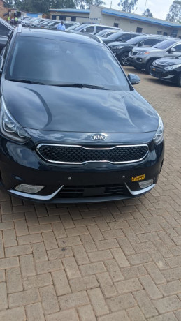 bs-18-kia-niro-2018-for-sale-big-7