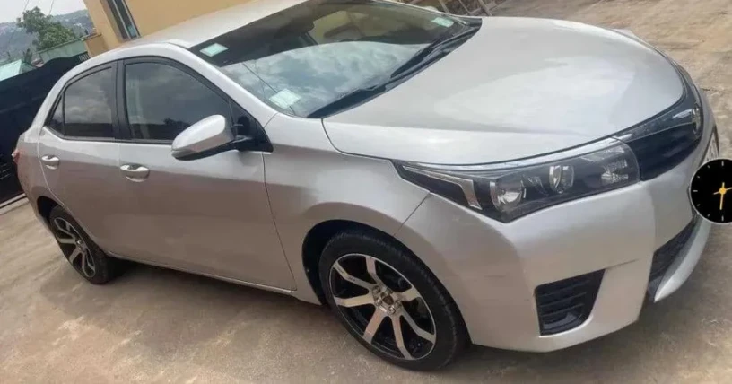 toyota-corolla-big-0