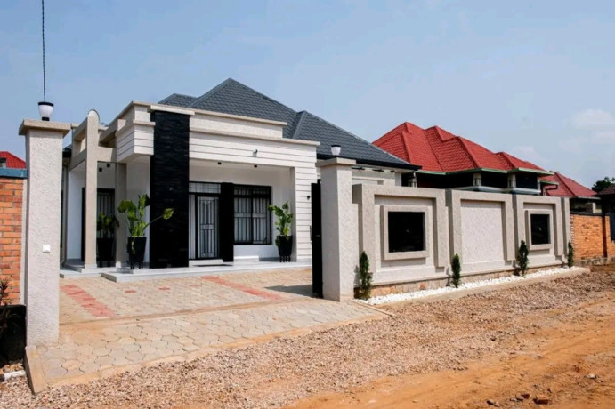 kanombe-nyarugunga-hause-for-sale-big-0