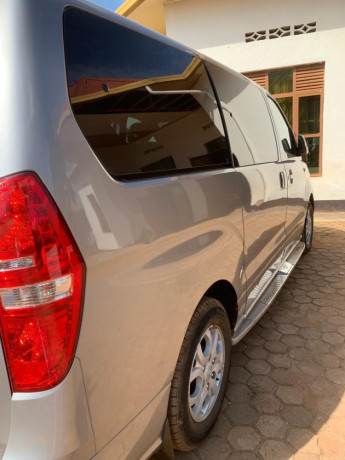 bere-339-2011-hyundai-starexhyundai-h-1-in-good-condition-is-available-for-sale-big-8