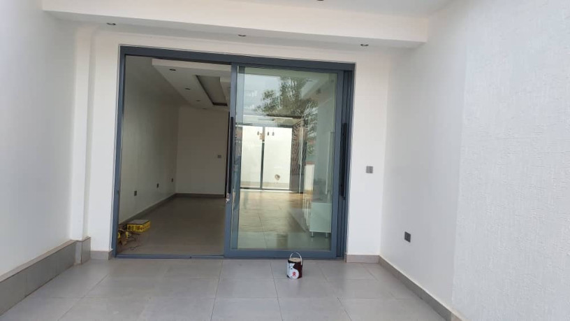kimironko-unfurnished-house-for-rent-in-kigali-big-1