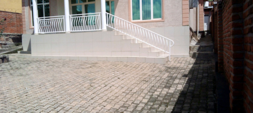 kigali-unfurnished-house-for-rent-in-kibagabaga-big-4