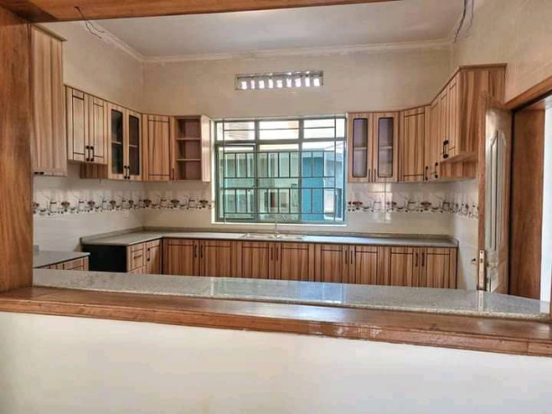 kanombe-house-for-sale-in-kigali-big-2