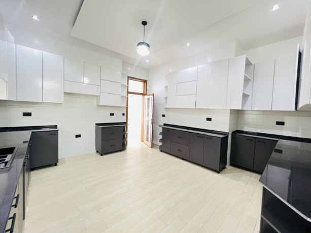 kibagabaga-near-hospital-new-contemporary-house-for-sale-at-400m-big-10