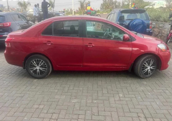 toyota-yaris-big-2