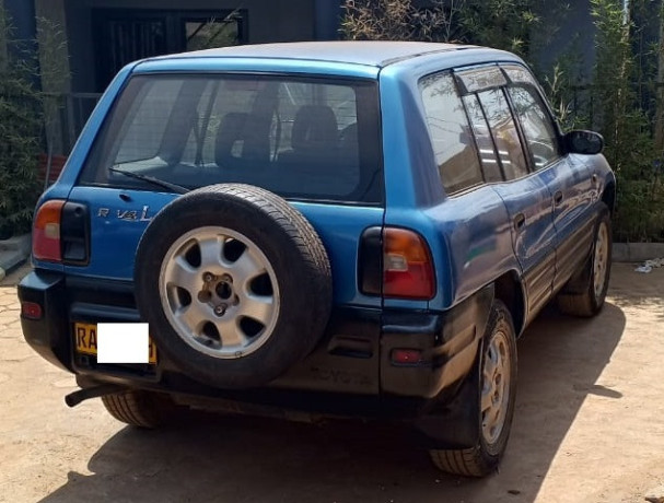 toyota-rav4-big-2