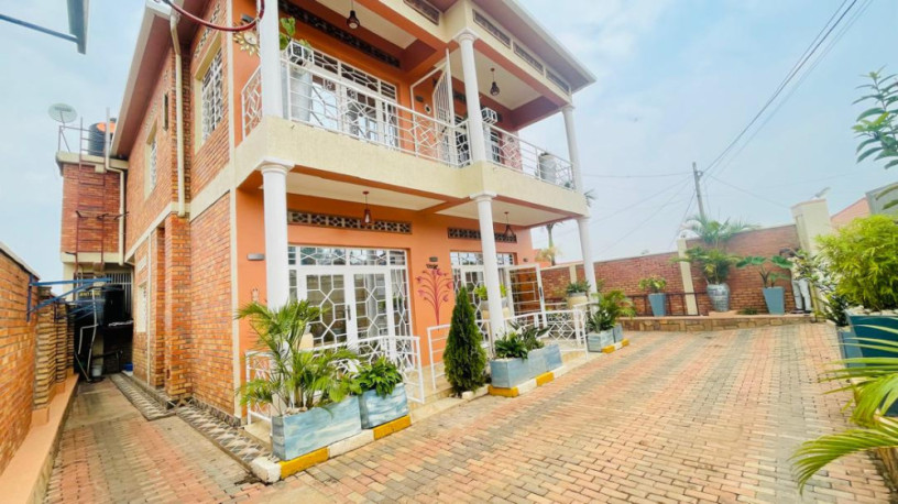 kimironko-fully-furnished-5bedrooms-house-for-rent-at-1m-675-in-good-location-big-0