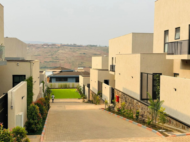 beautiful-house-for-rent-in-gacuriro-big-1