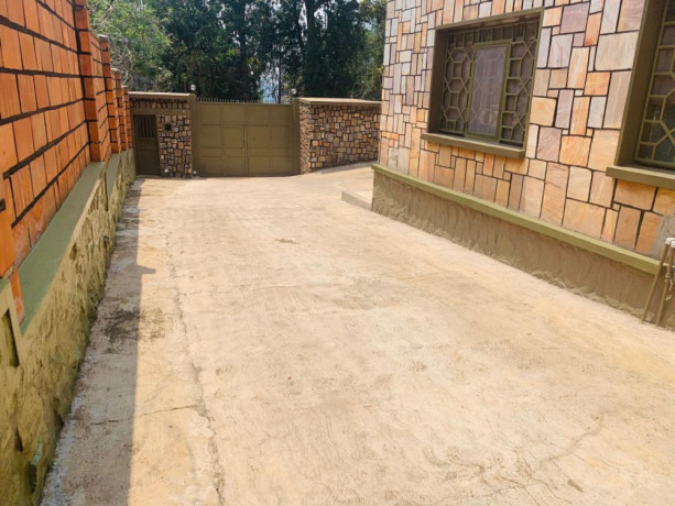 ep-062-kiyovu-kiyovu-well-furnished-studio-apartment-for-rent-at-lowest-price-at-250k-rwf-big-5