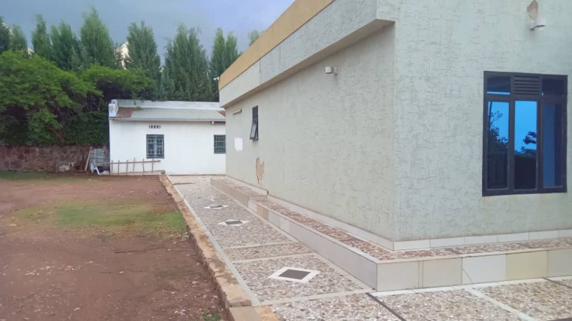 very-large-plot-for-sale-in-nyamirambo-near-fazenda-big-9