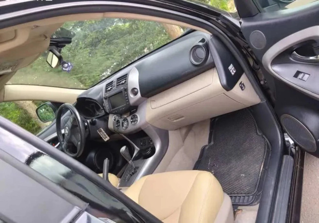 toyota-rav-big-3