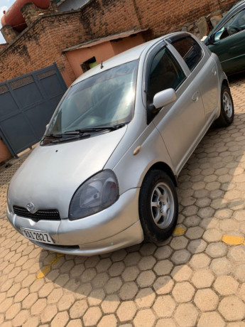 toyota-vitz-big-1