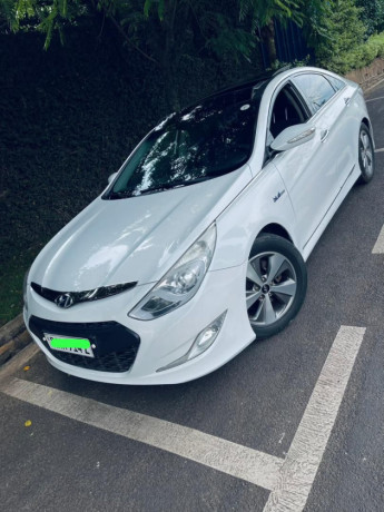 hyundai-sonata-big-0