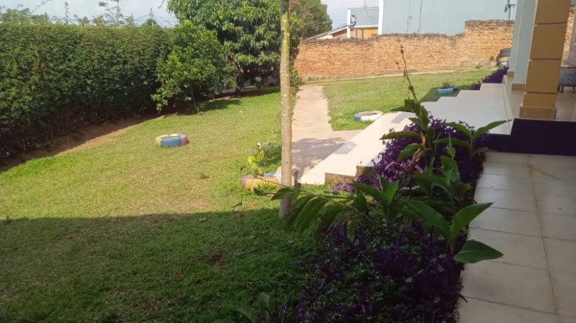 kigali-house-for-sale-in-remera-big-3