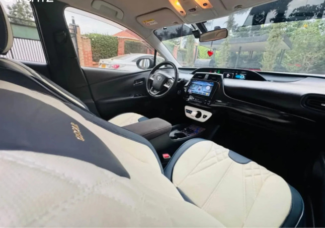toyota-prius-hybrid-automatic-for-sale-big-0