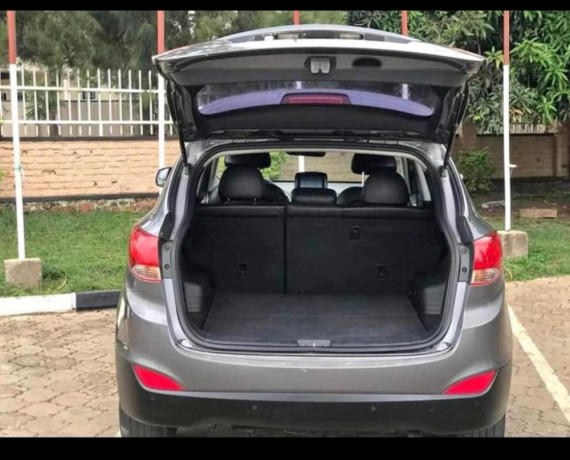 hyundai-tucson-big-0