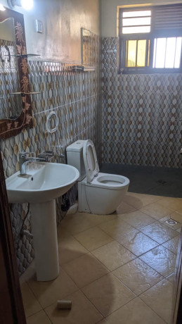 bk-03-gisozi-very-beautiful-unfurnished-house-available-for-rent-big-3