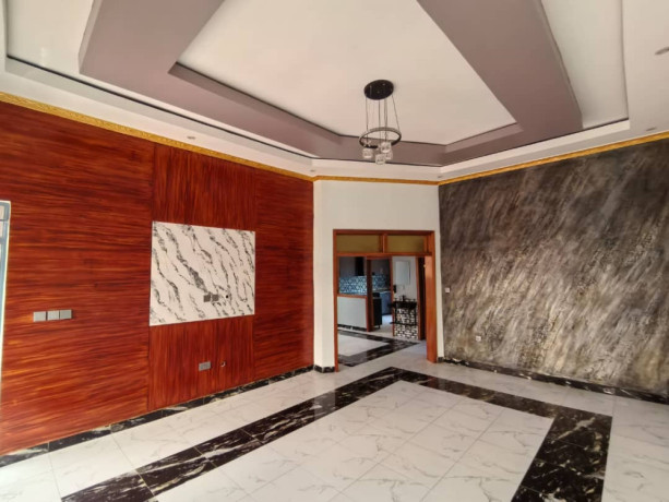 kanombe-house-for-sale-in-kigali-big-5
