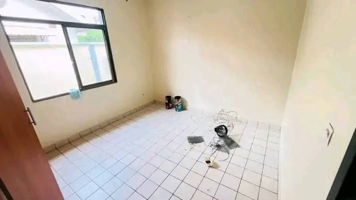 gacuriro-umucyo-house-for-sale-bedrooms-3-bathrooms-200m-320square-meters-3-bedrooms-3-bathrooms-big-9