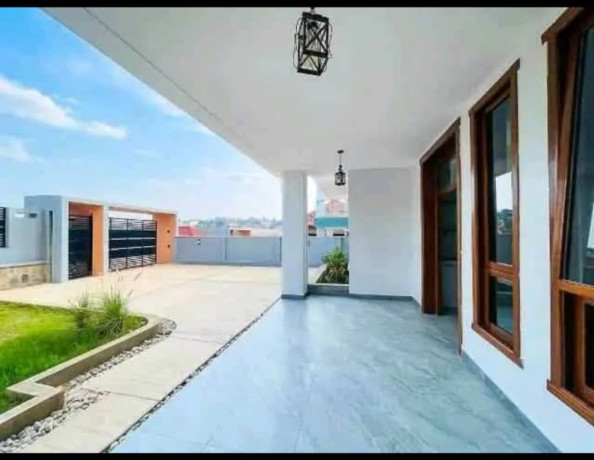 kibagabaga-kigali-gorgeous-house-for-sale-at-450millions-big-9