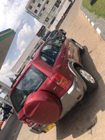 toyota-rav4-big-0