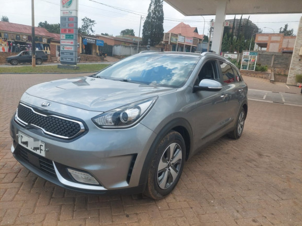 kia-niro-big-1