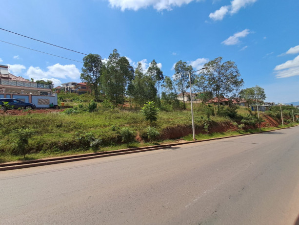 kicukiro-kagarama-plot-for-sale-big-1