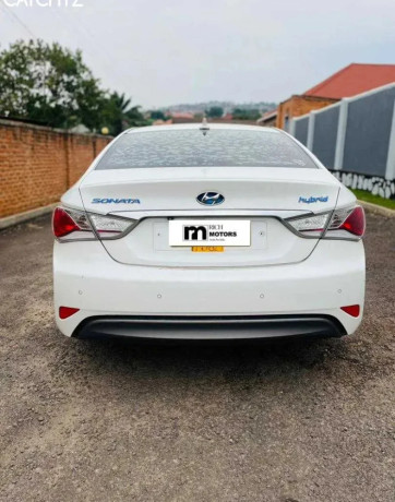 hyundai-sonata-big-2