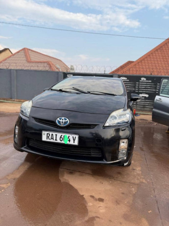 prius-big-1