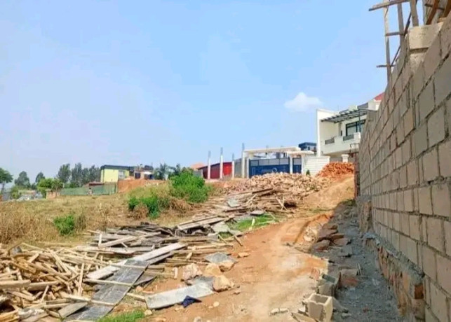 kagugu-residential-plot-for-sale-160million-big-1
