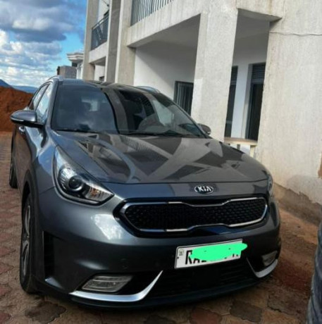 kia-niro-big-2