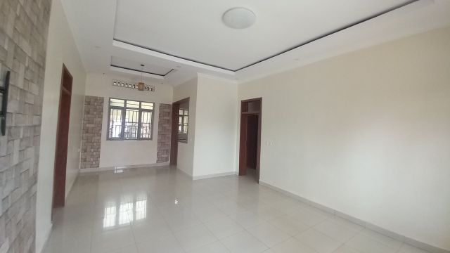 kanombe-house-for-sale-in-kigali-big-1