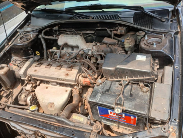 toyota-avensis-big-2