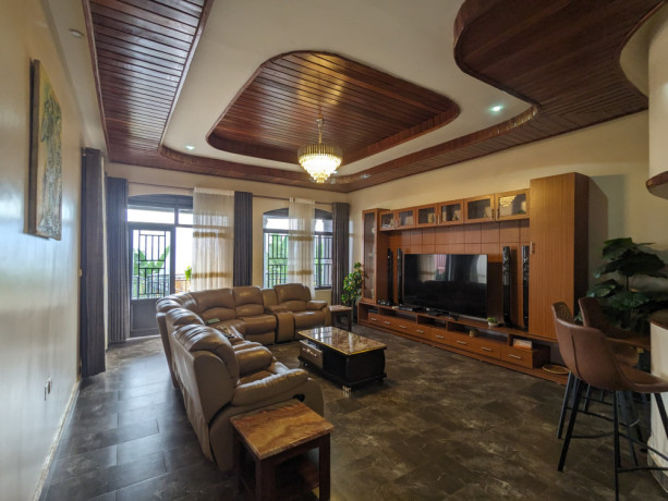 kigali-beautiful-house-for-sale-in-rebero-big-0