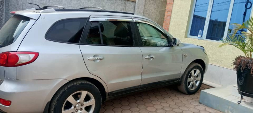 hyundai-santafe-big-2