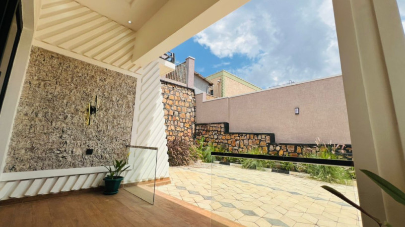 kibagabaga-very-cleaned-new-house-forsale-at-160million-big-1