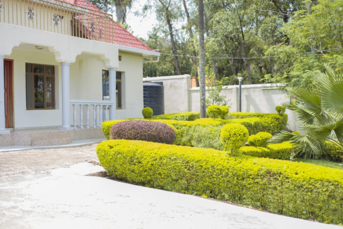 tb010-gacuriro-gacuriro-near-kigali-delight-hotel-beautiful-furnished-house-for-rent-at-good-price-big-6