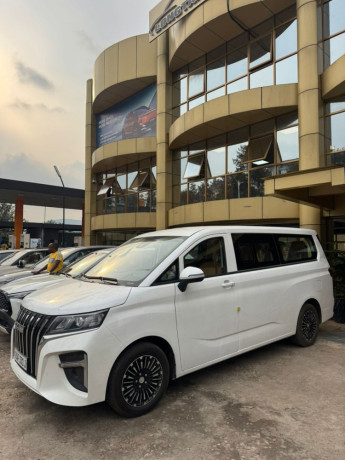 baw-2025-full-electric-car-330km-range-for-sale-big-12