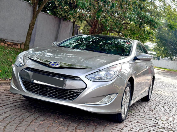 hyundai-sonata-big-1