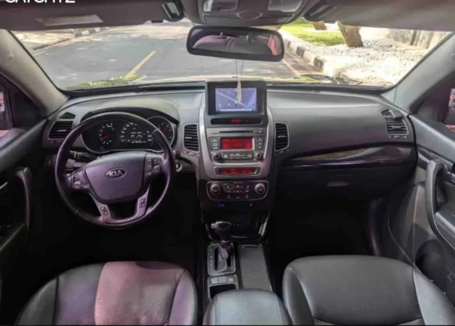 kia-sorento-2013-for-sale-big-3