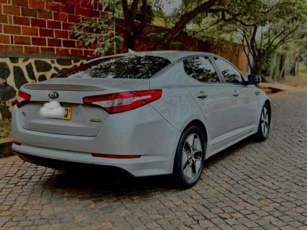 bere-359-cm-kia-k5-in-good-condition-is-available-for-sale-big-2
