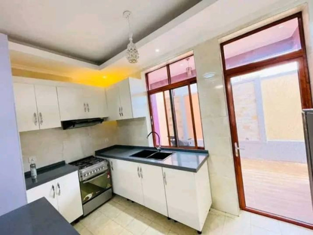 callwatsp-beautiful-fully-furnished-apartment-kibagabaga-in-good-location-and-vip-neighborhoods-on-tarmac-road-big-5
