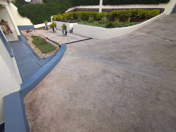 bs-27-gacuriro-umucyo-estate-very-beautiful-house-for-rent-big-1