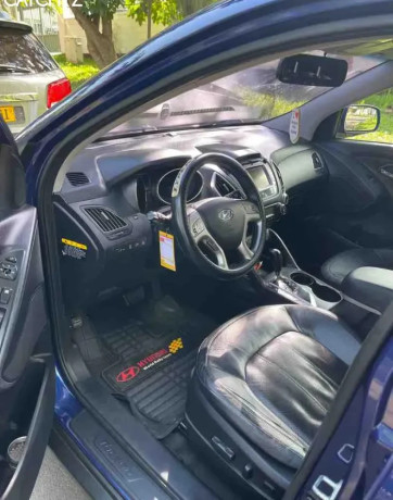 hyundai-tucson-2012-for-sale-big-1