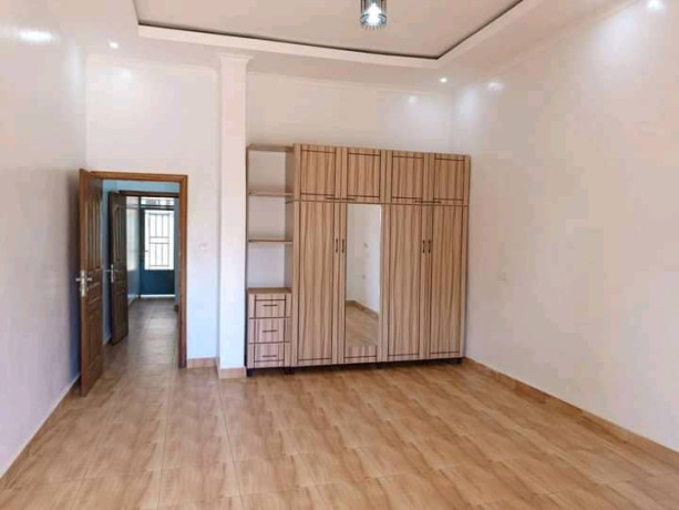 kanombe-house-for-sale-in-kigali-big-4