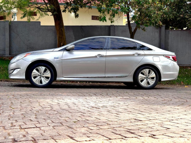 hyundai-sonata-big-3