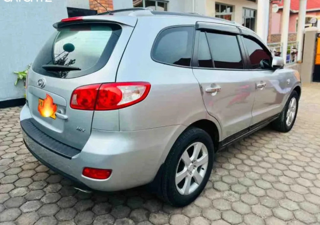 hyundai-santa-fe-2007-for-sale-big-0