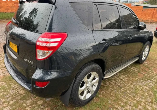 toyota-rav4-automatic-for-sale-big-0